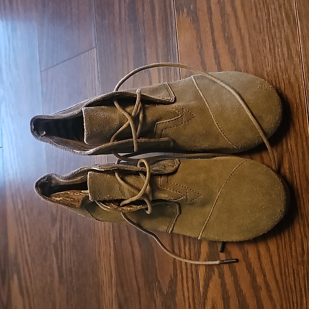 Toms wedges